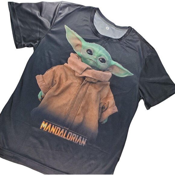Star Wars Mandalorian Tee Shirt Men Grogu Yoda Graphic Knit Short Sleeve Top - Picture 1 of 11